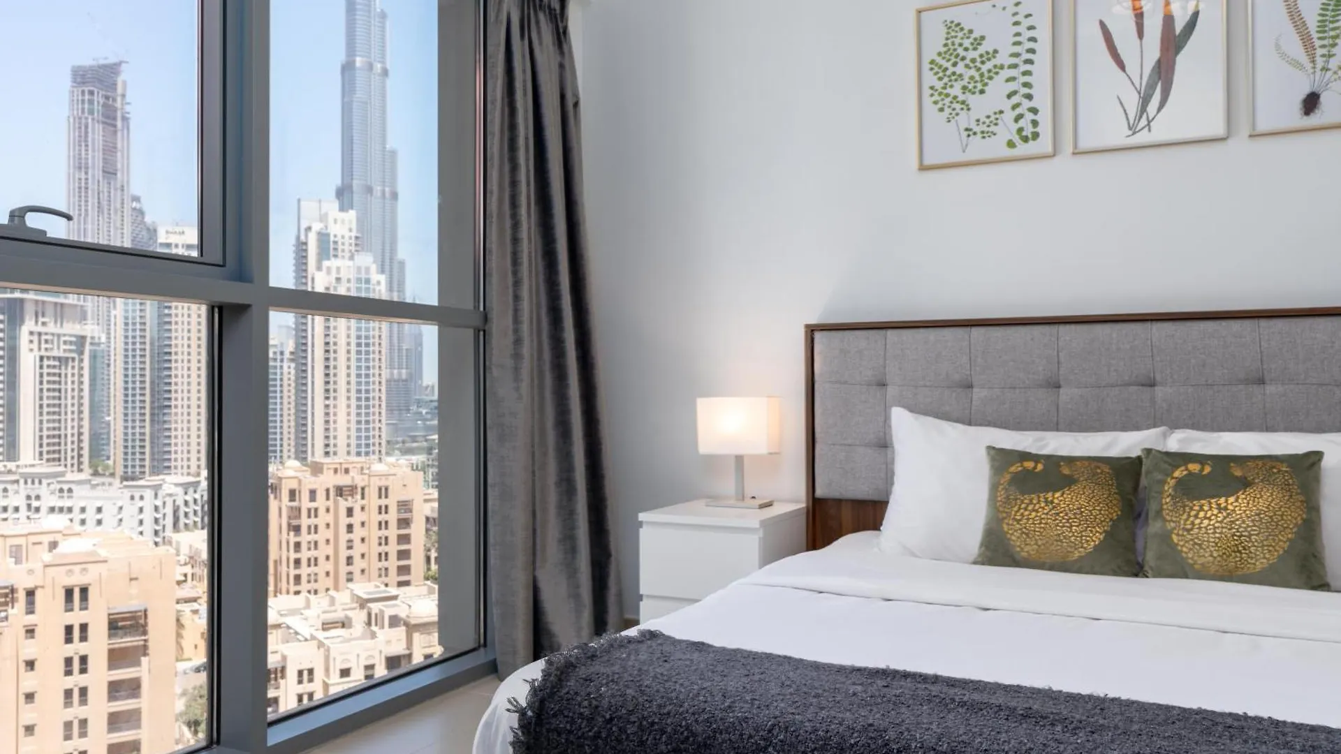 Lux Bnb Bellevue Tower Burj Khalifa Views Apartment Dubai